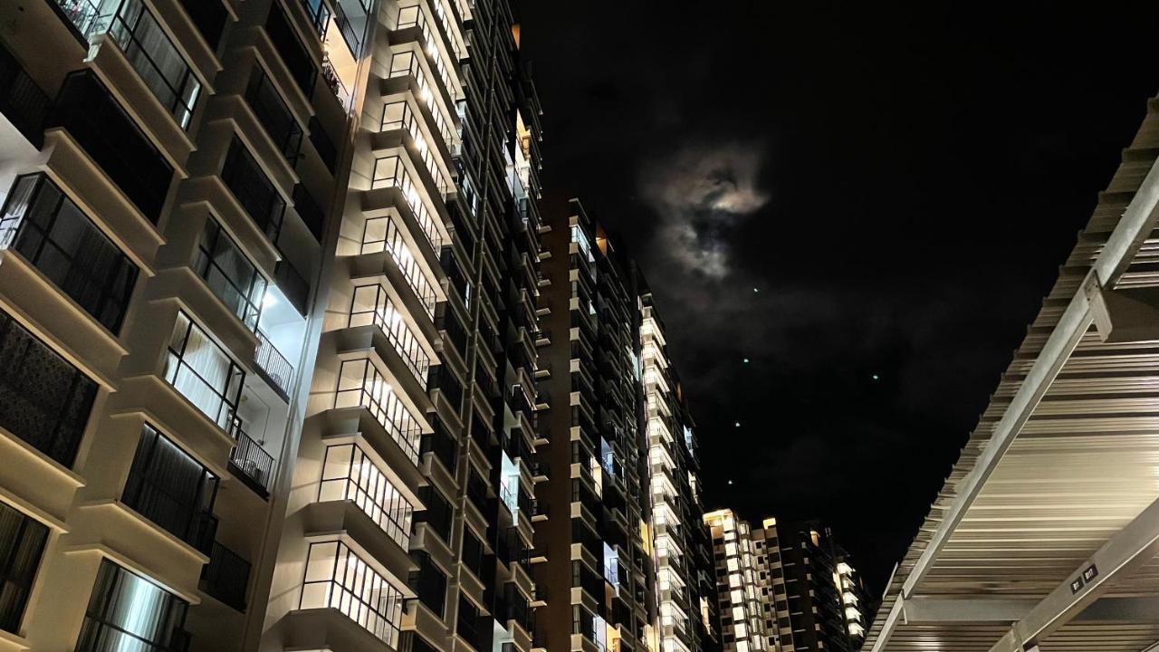 Sandakan Homestay Sea-Forest View Apartment 2R2B 海森雙景公寓 Exterior foto